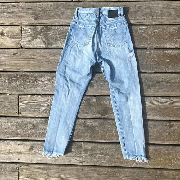 Parasuco High Rise Distressed Jeans - Picture 5 of 5